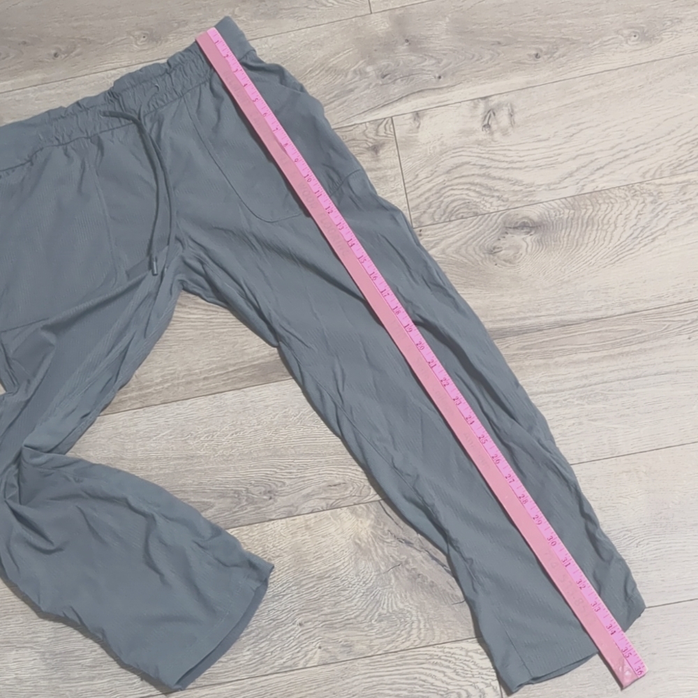 Lululemon Dance Studio Mid-Rise Green- Grey Cropped Pants Size 6 - Picture 9 of 13